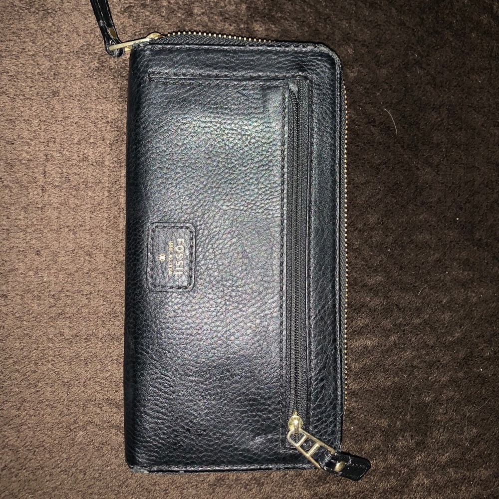 Fossil wallet